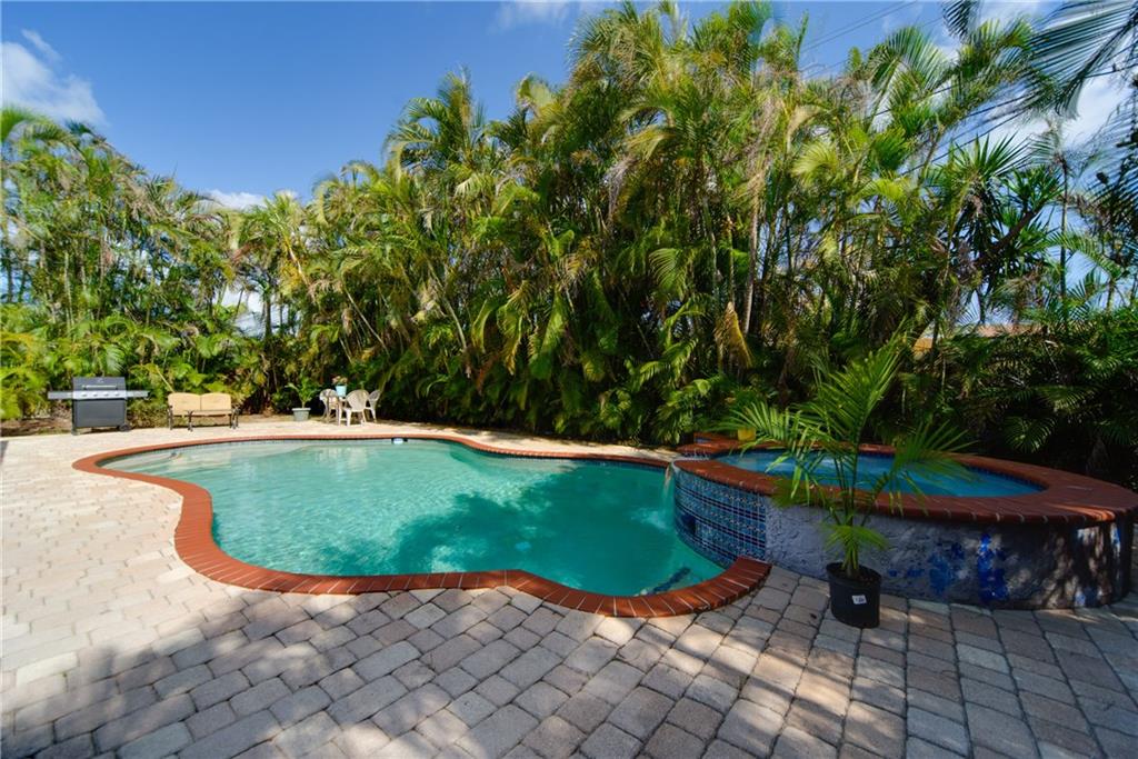 Shorewood 45-36 B - Residential