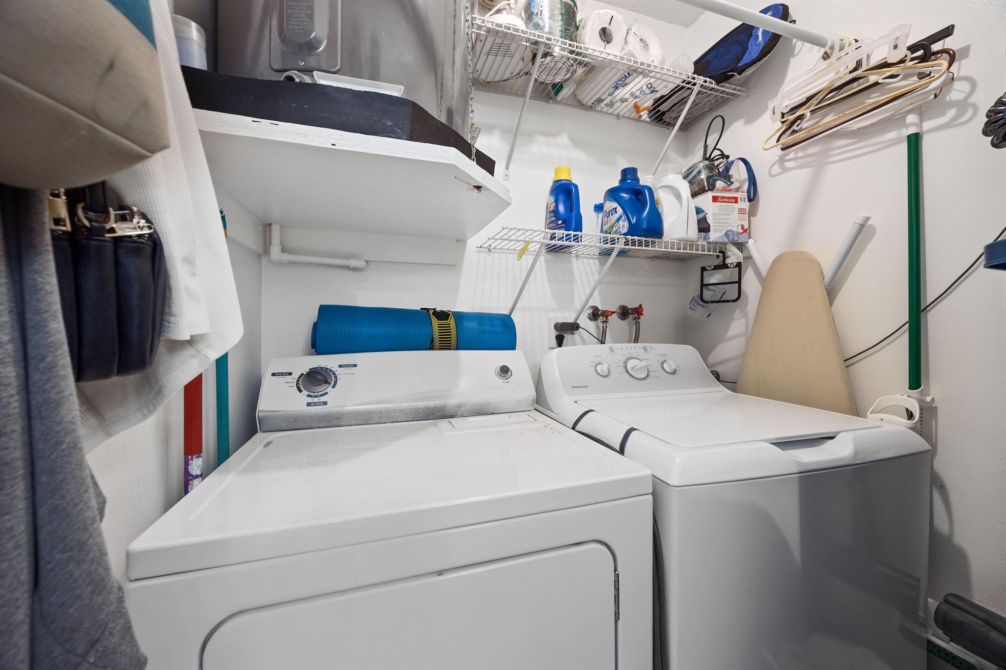 LA PINATA - Residential