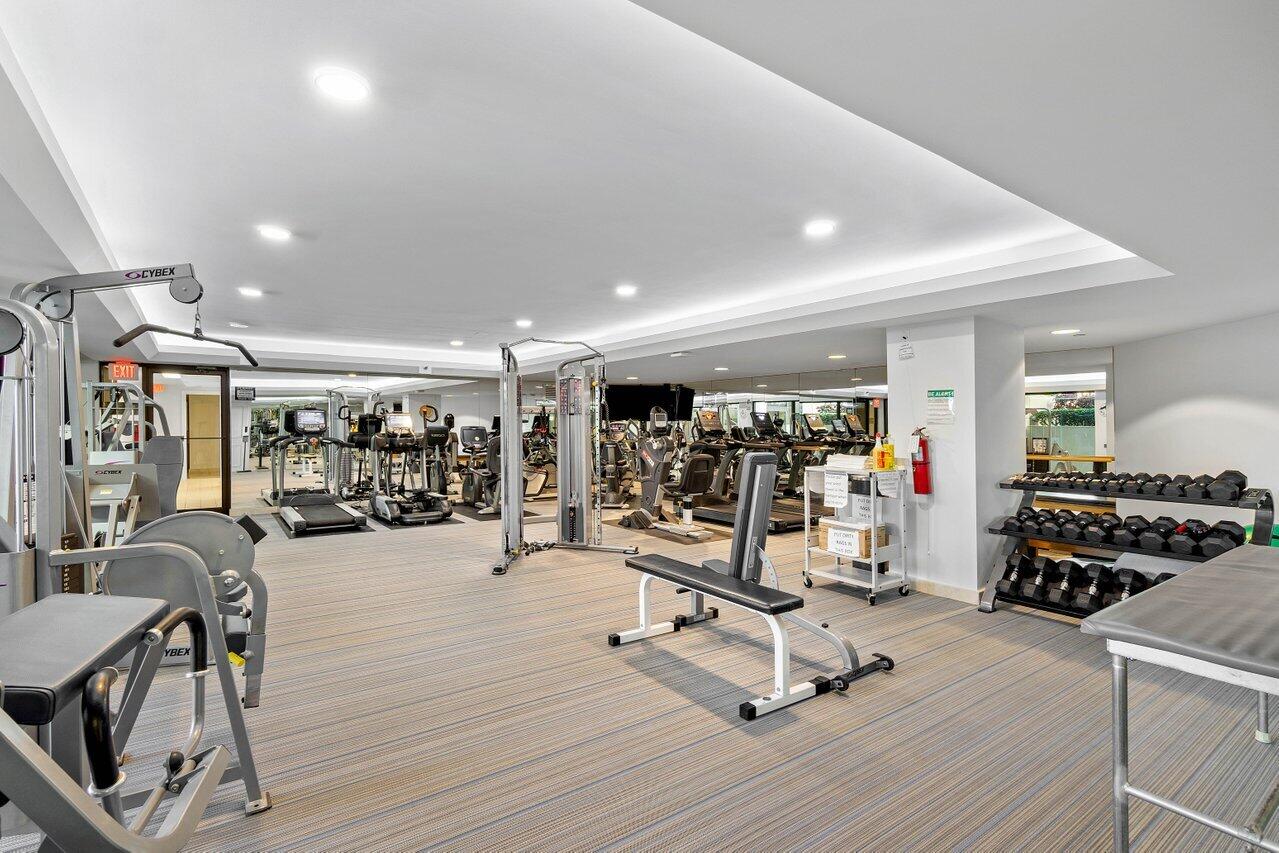 TWENTY SEVEN SEVENTY SOUTH OCEAN BLVD - Residential