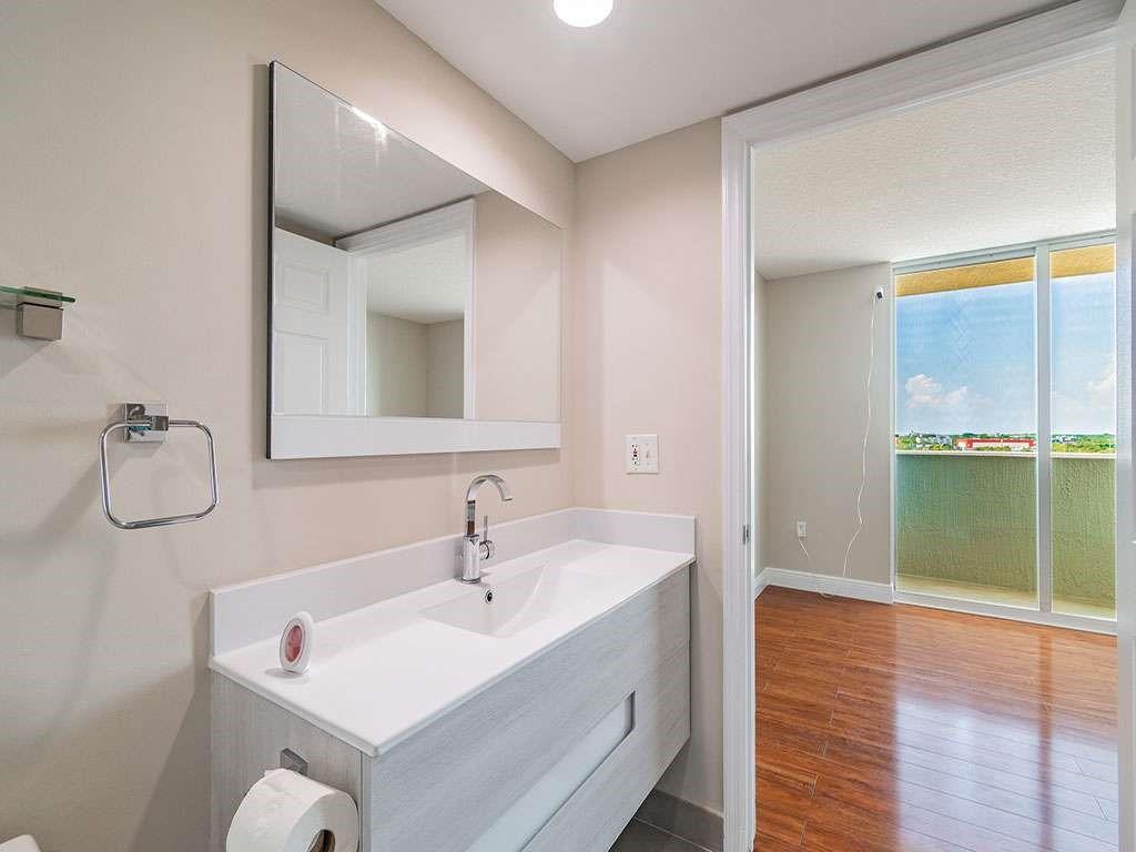 THE ASTON CONDO - Residential Lease