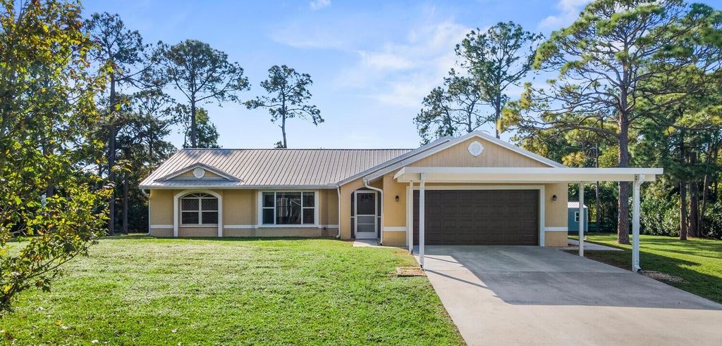 Photo of 14116 83rd Lane N, Loxahatchee, FL 33470 (MLS # R10946093)