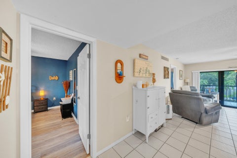 Tiny photo for 4833 Esedra Court #305, Lake Worth, FL 33467 (MLS # B26087123)