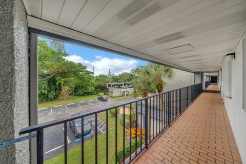 Tiny photo for 4833 Esedra Court #305, Lake Worth, FL 33467 (MLS # B26087123)