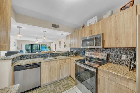 Tiny photo for 4833 Esedra Court #305, Lake Worth, FL 33467 (MLS # B26087123)
