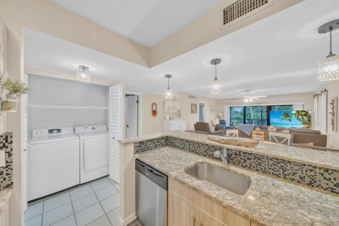 Tiny photo for 4833 Esedra Court #305, Lake Worth, FL 33467 (MLS # B26087123)