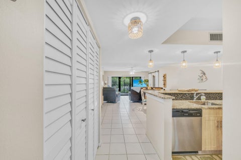 Tiny photo for 4833 Esedra Court #305, Lake Worth, FL 33467 (MLS # B26087123)