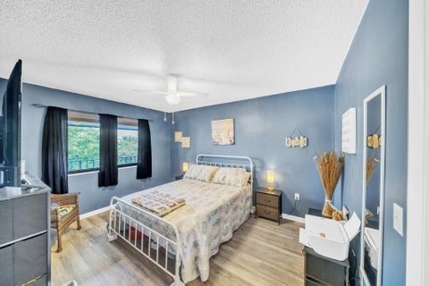 Tiny photo for 4833 Esedra Court #305, Lake Worth, FL 33467 (MLS # B26087123)