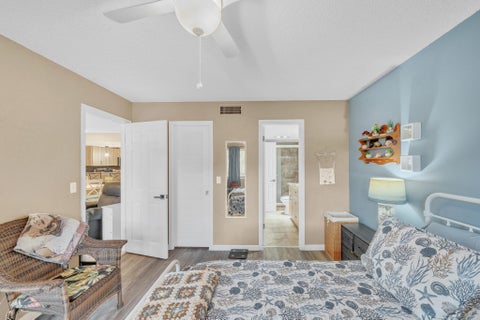 Tiny photo for 4833 Esedra Court #305, Lake Worth, FL 33467 (MLS # B26087123)