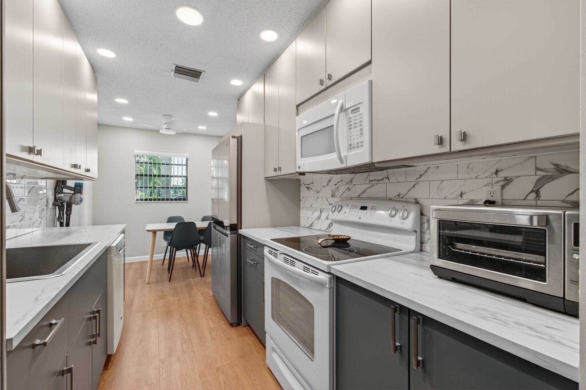 HIGH POINT OF DELRAY WEST - Residential