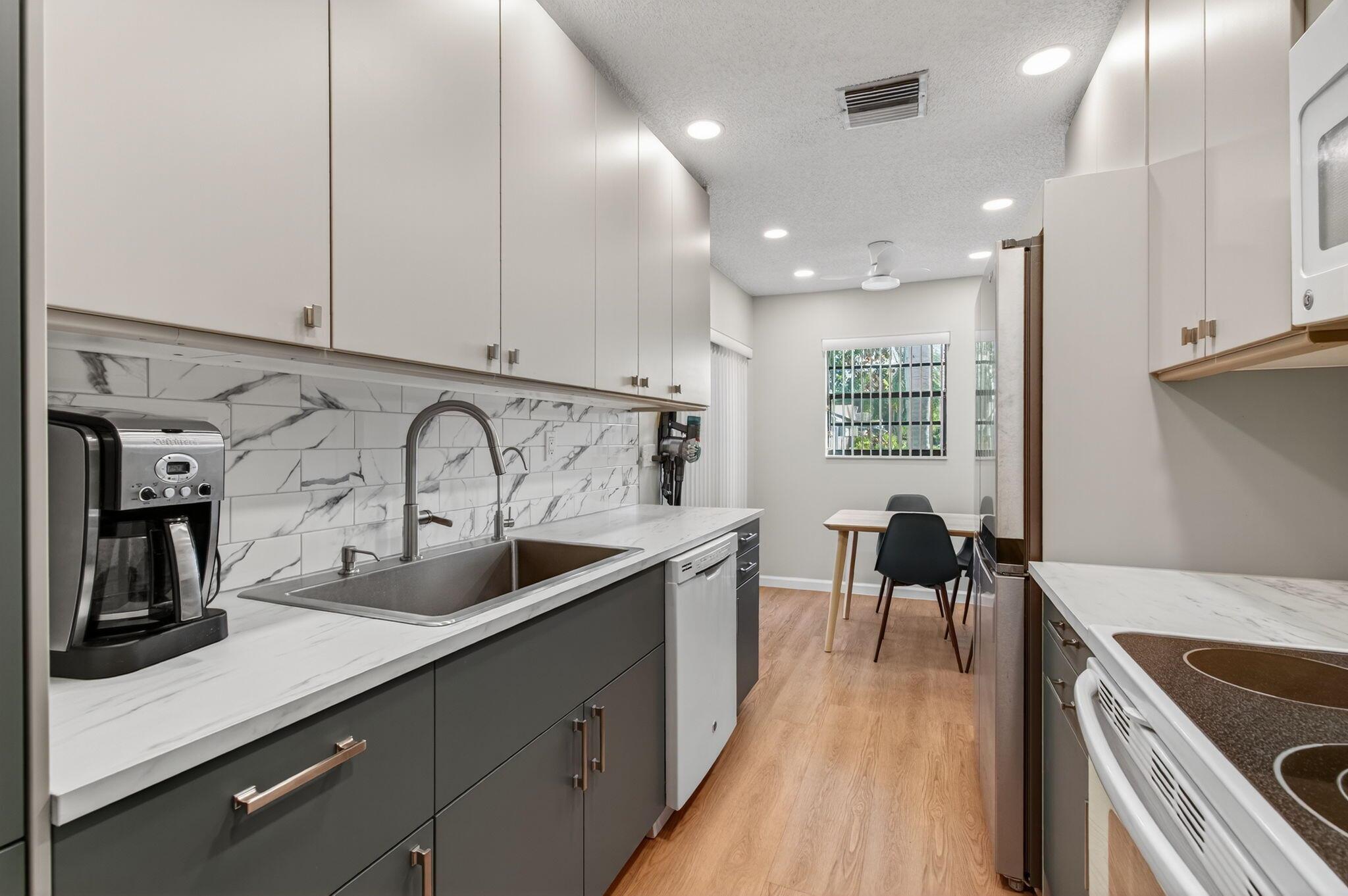 HIGH POINT OF DELRAY WEST - Residential