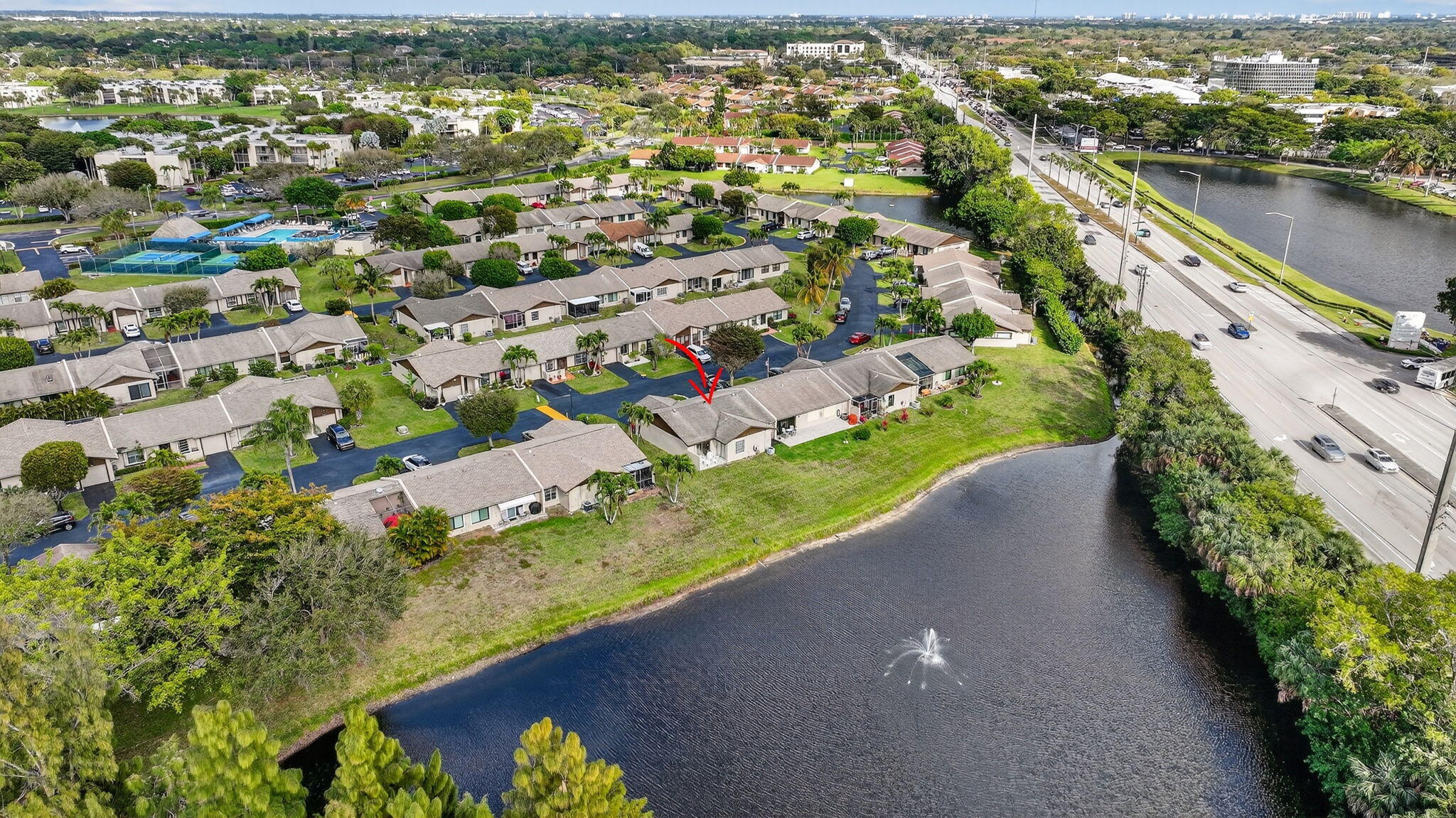 LAS VERDES (KINGS POINT 8) - Residential