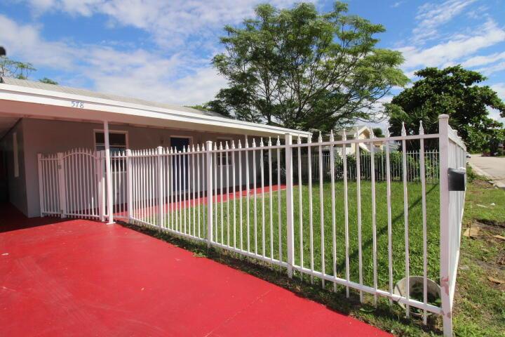 RIVIERA BEACH HEIGHTS ADD - Residential Lease