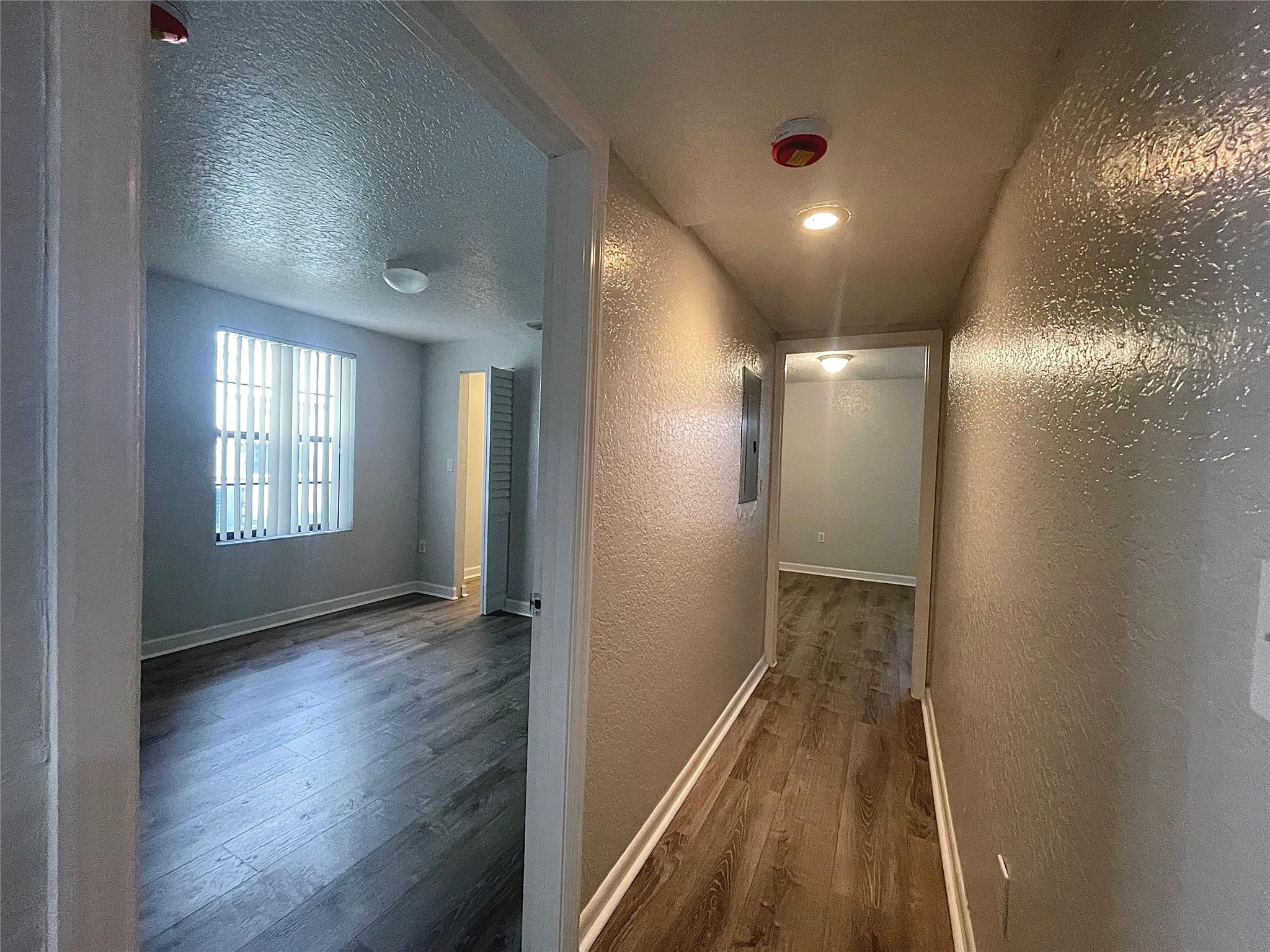 Waverly Place 2-19 D - Residential Lease