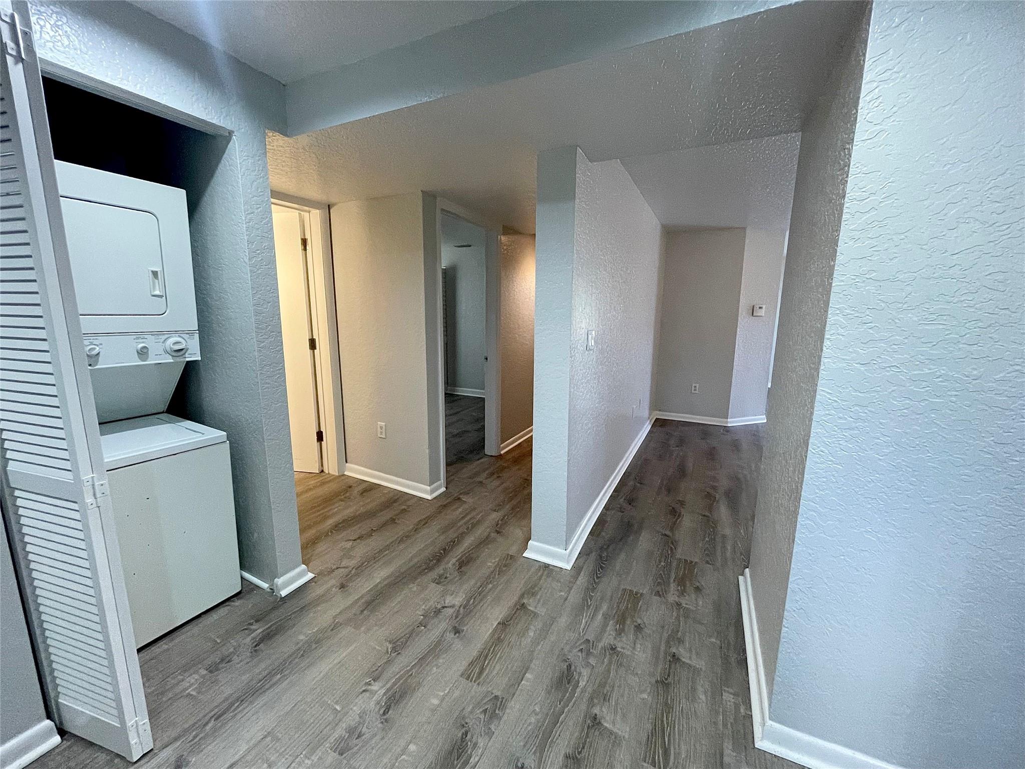 Waverly Place 2-19 D - Residential Lease