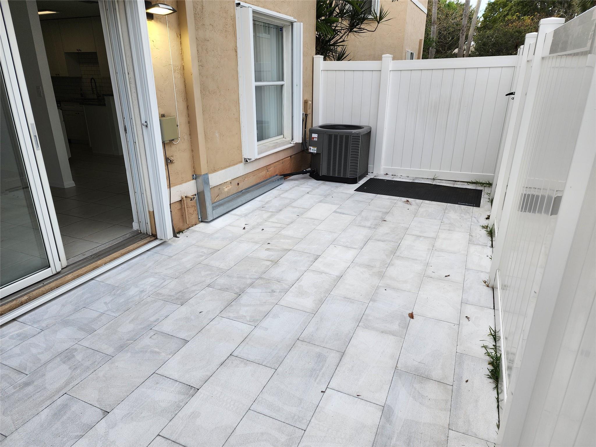 Pembroke Isles 1 - Residential Lease