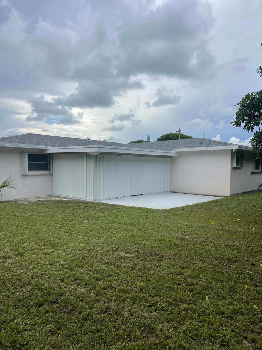 Photo of 920 NW 3RD Street, Boynton Beach, FL 33435 (MLS # B26069046)