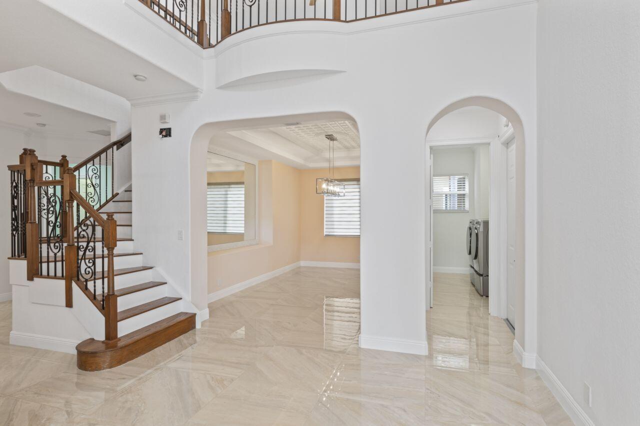 Versailles - Residential