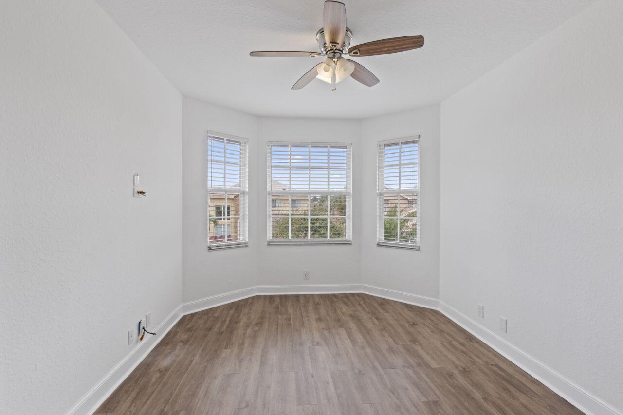 Versailles - Residential