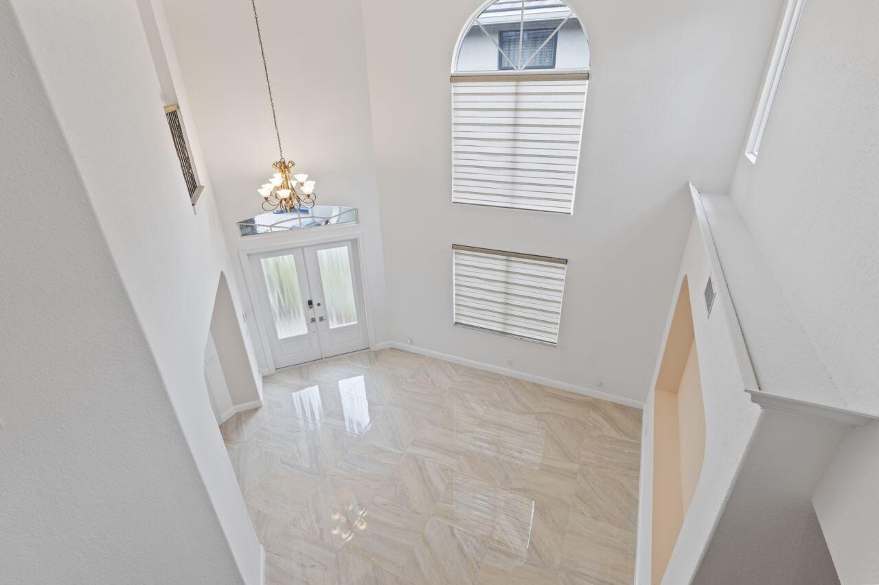 Versailles - Residential