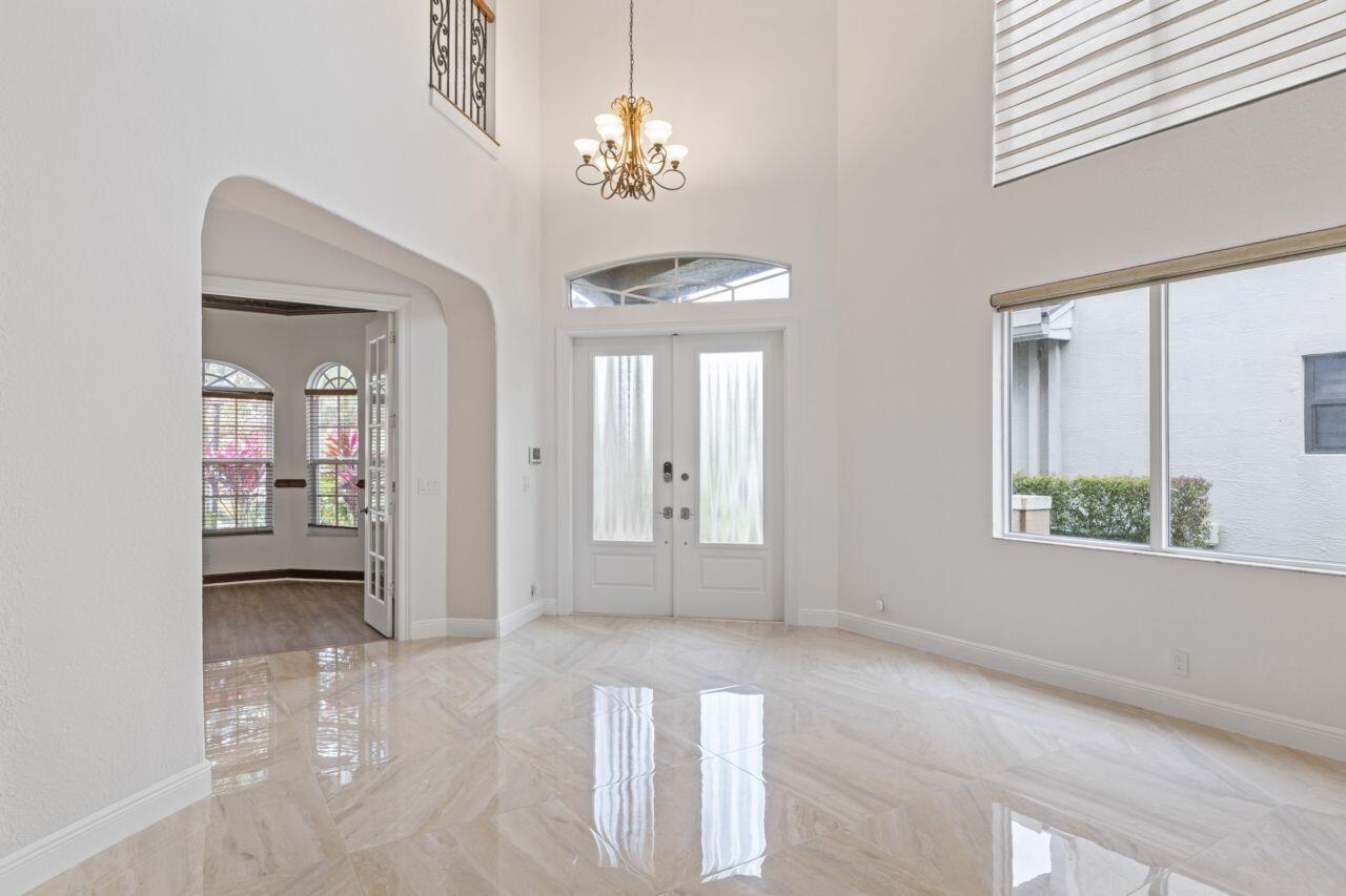 Versailles - Residential