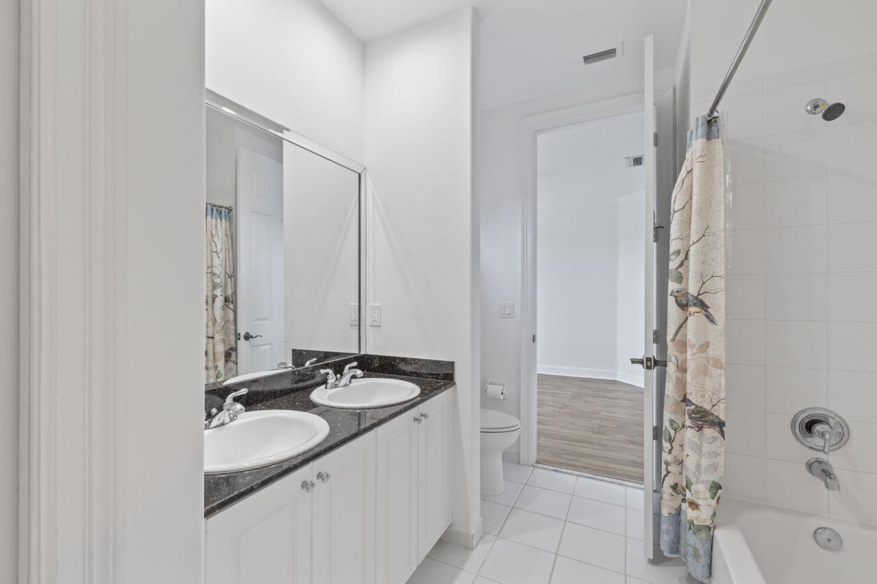 Versailles - Residential