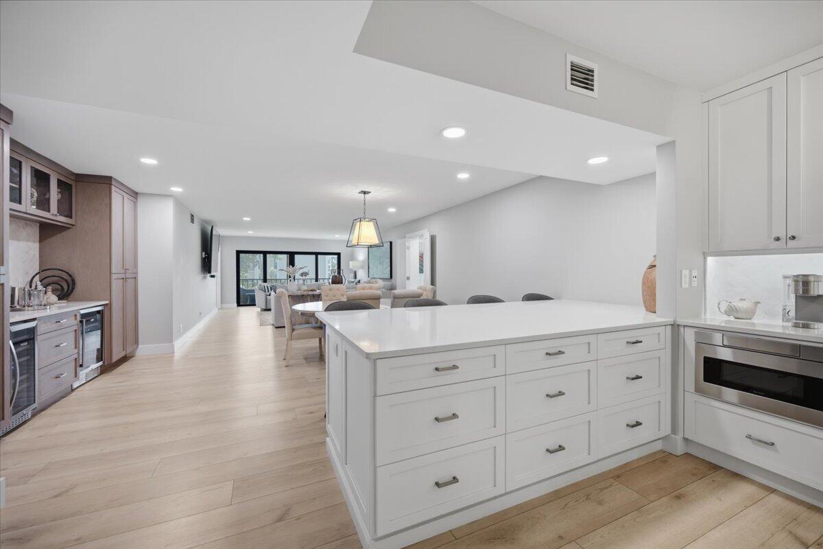 300 N Highway A1A 206n, Jupiter FL 33477