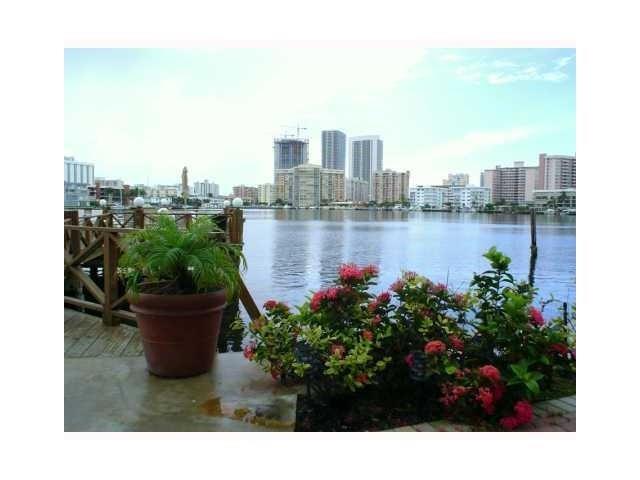 Golden Isle Yacht Club - Residential Lease