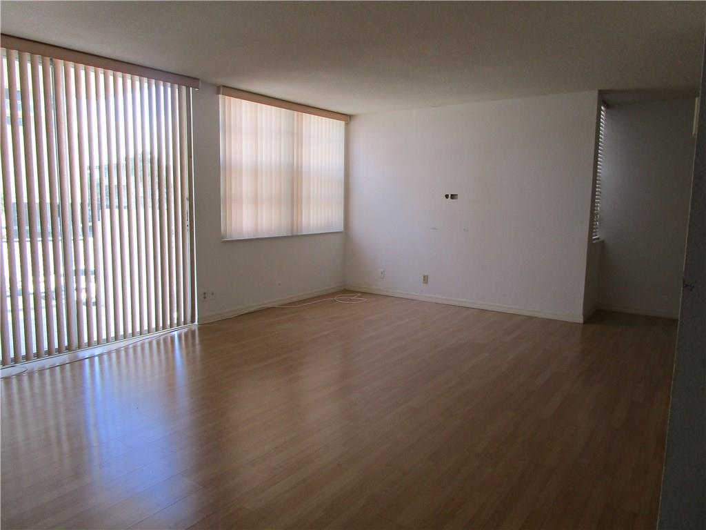 Golden Isle Yacht Club - Residential Lease