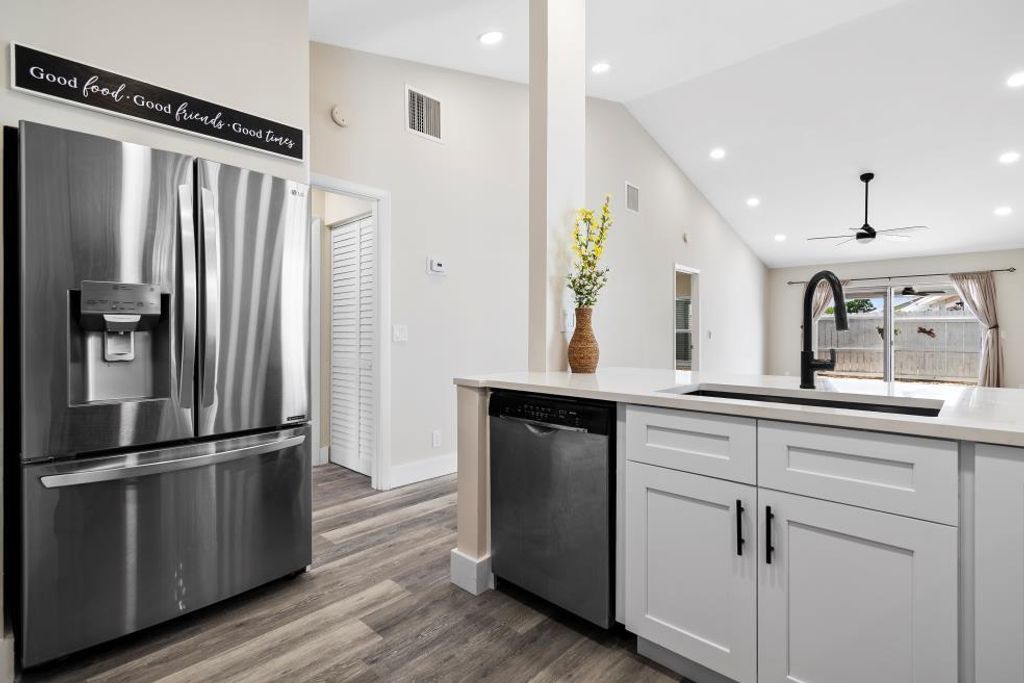 Photo of 1557 Royal Forest Court, West Palm Beach, FL 33406 (MLS # R11108421)