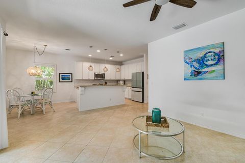 Single Family Residence in Jupiter FL 148 Rudder Cay Way 14.jpg