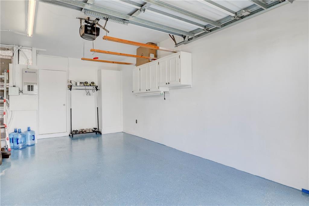 CONNOR ESTATES - Residential