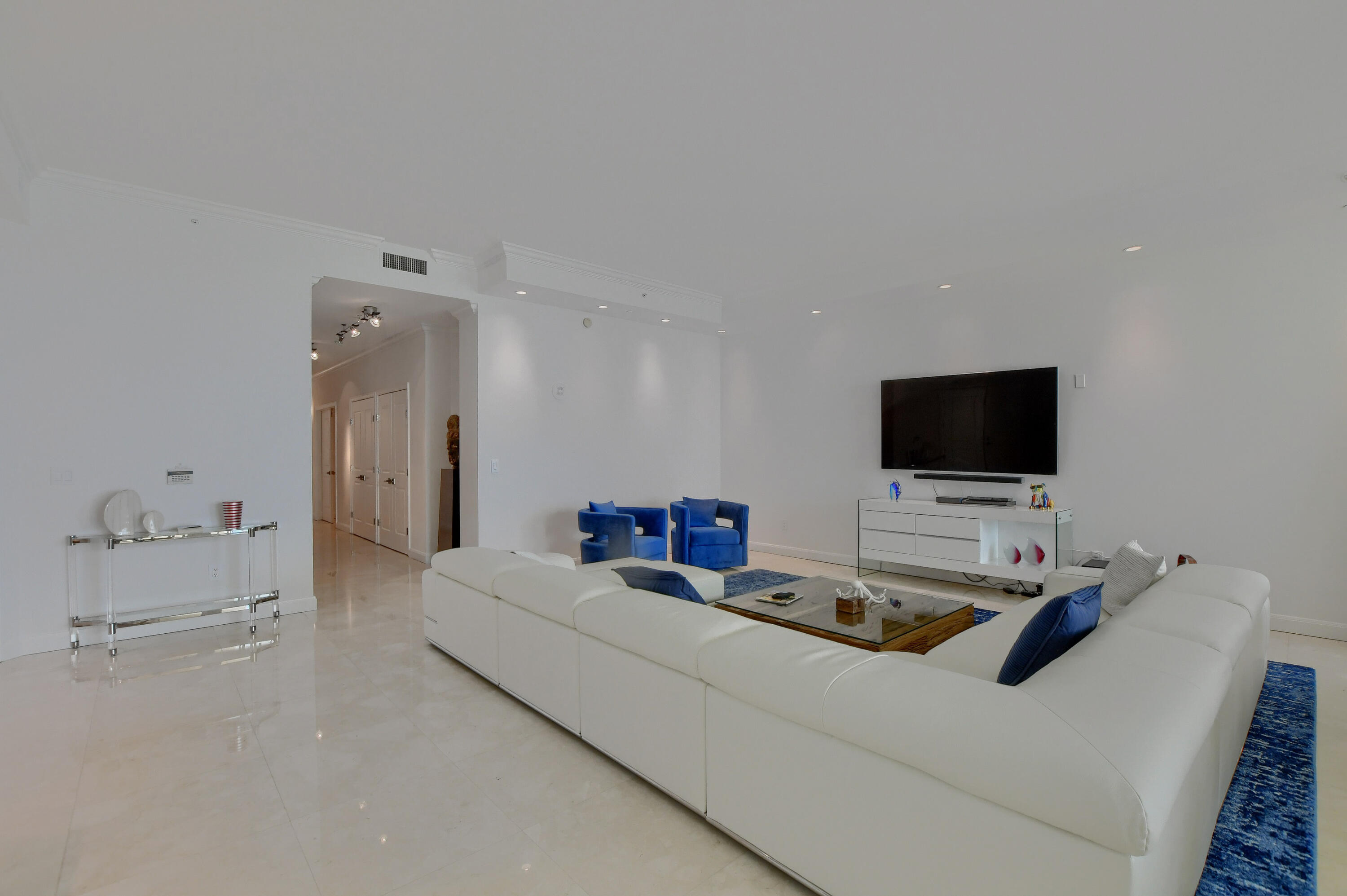 Ocean Grande Beach Marina - Residential