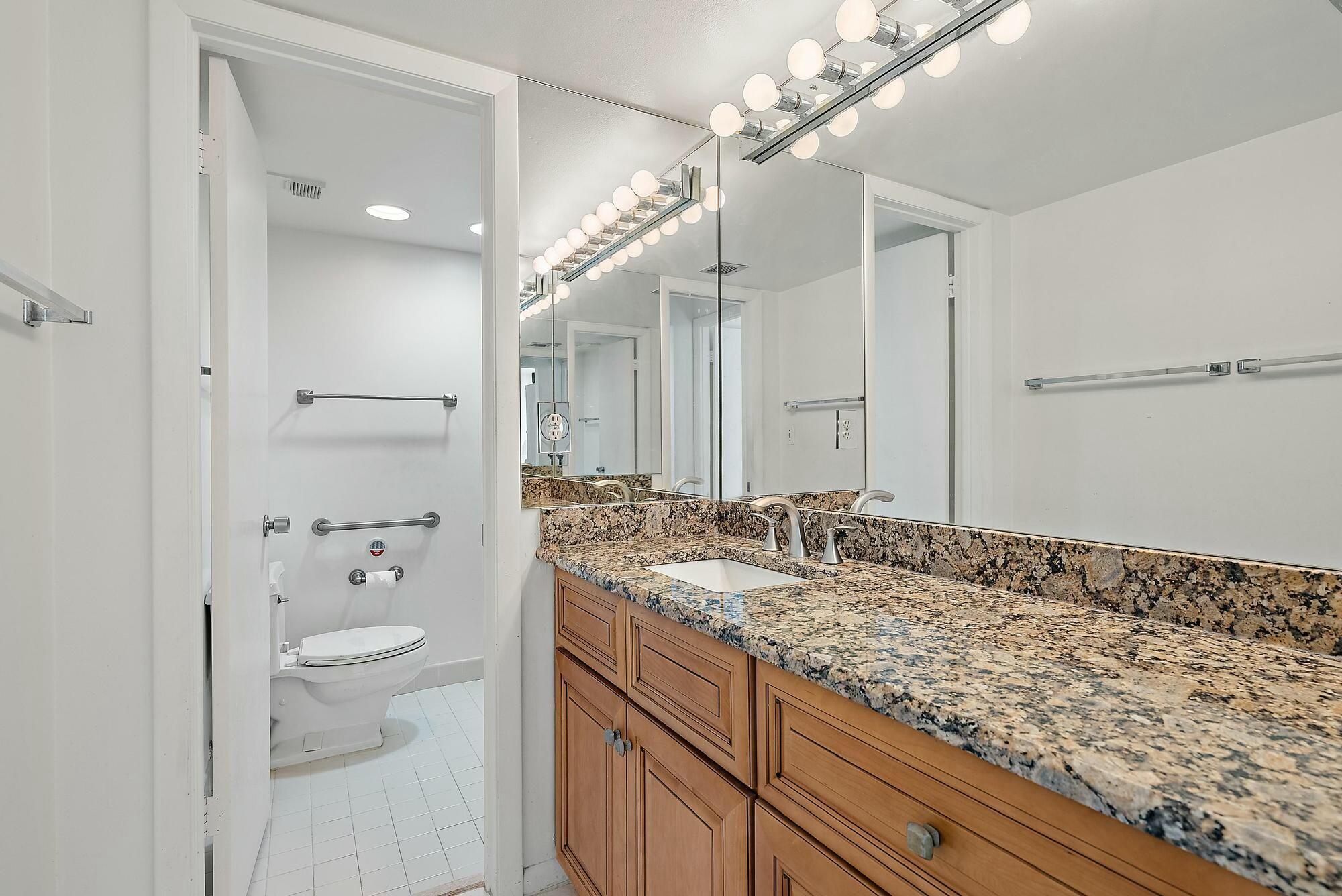 OCEAN TRAIL CONDO IV - Residential