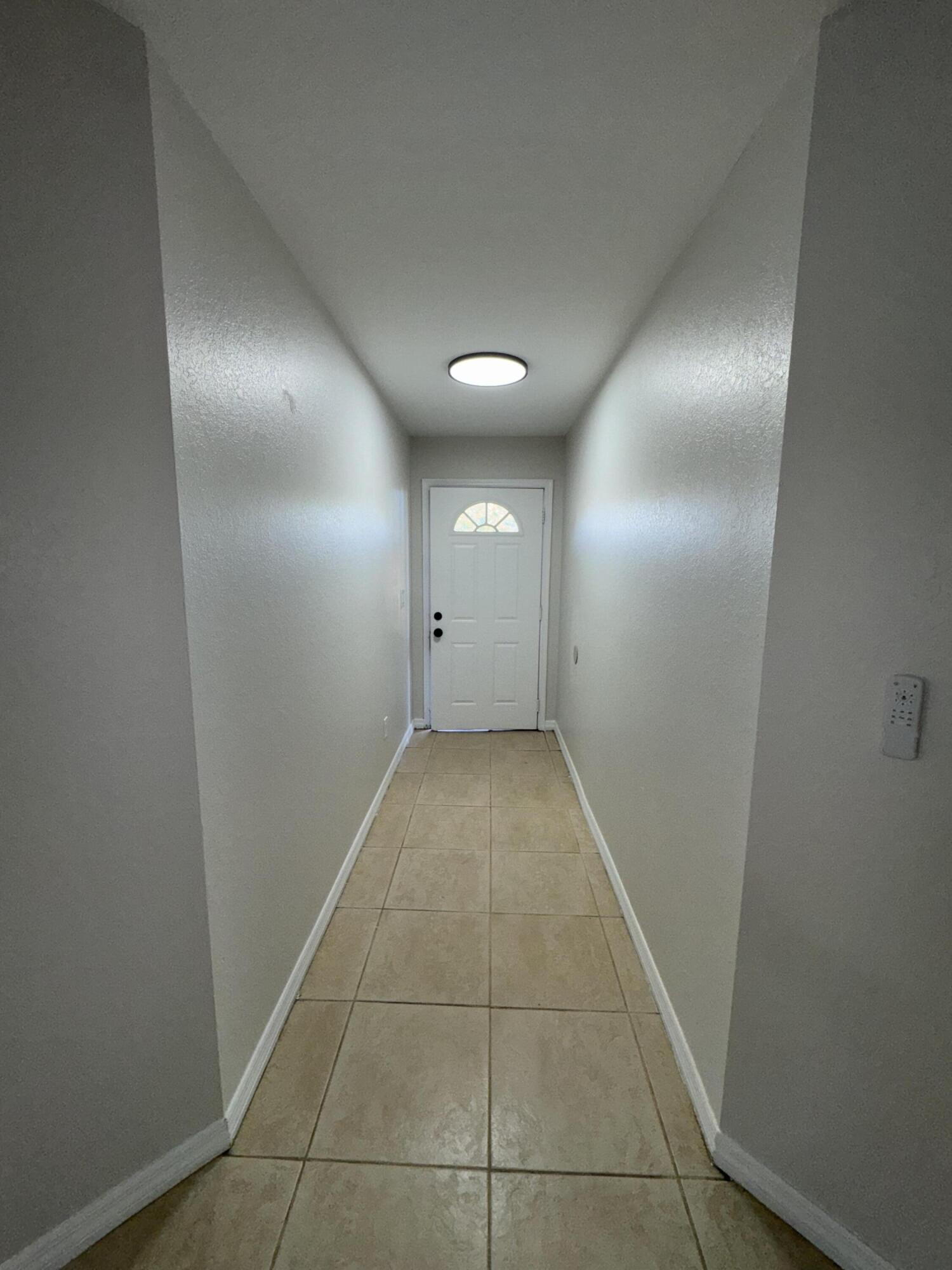 CONGRESS GROVES IN - Residential Lease