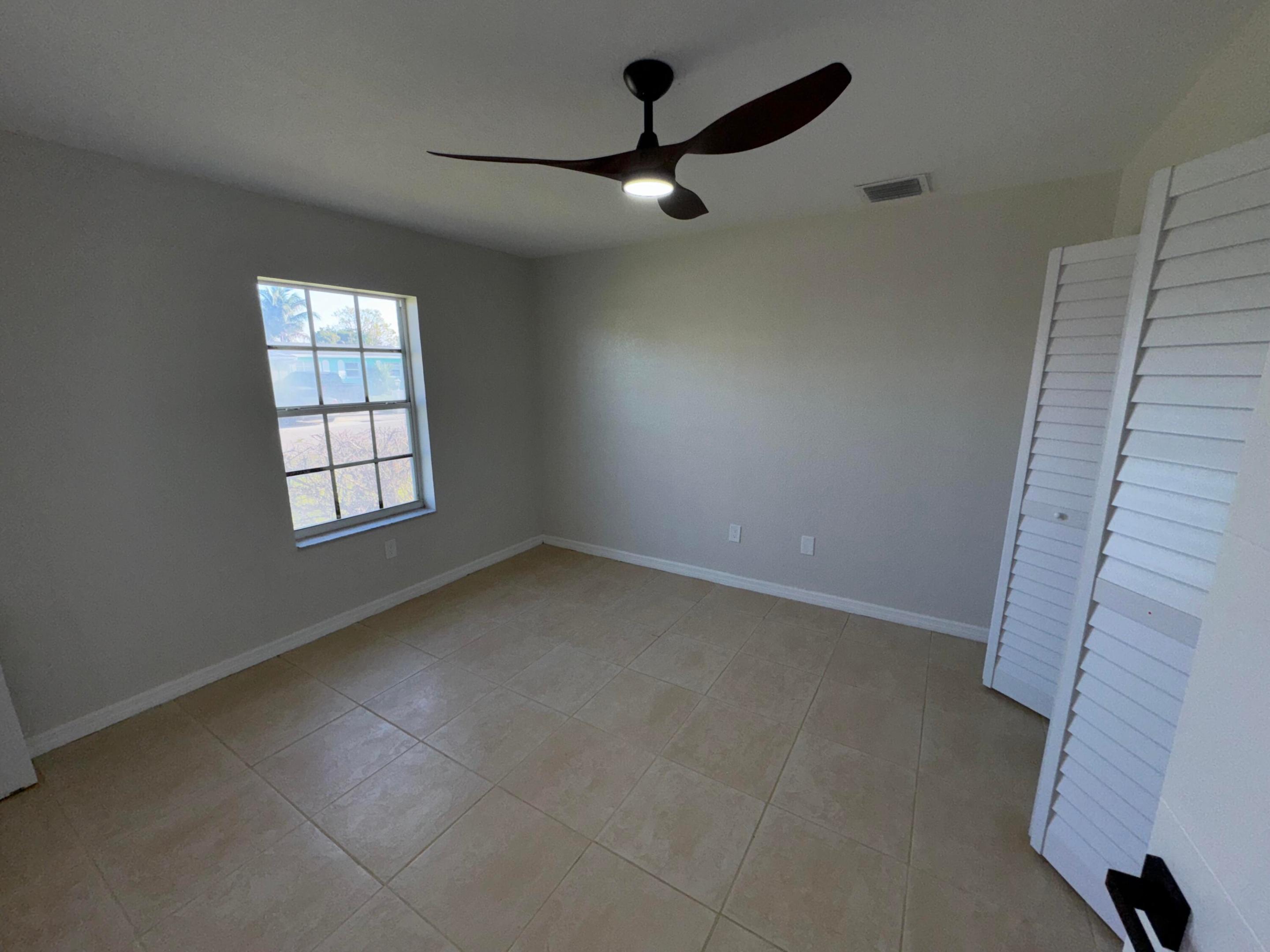 CONGRESS GROVES IN - Residential Lease