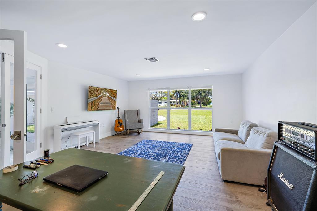 Village of North Palm Bea - Residential