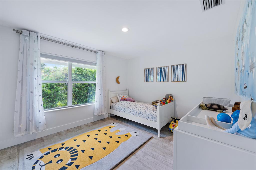 Village of North Palm Bea - Residential