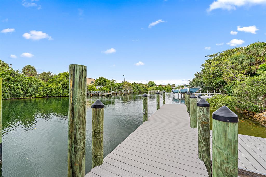 Village of North Palm Bea - Residential