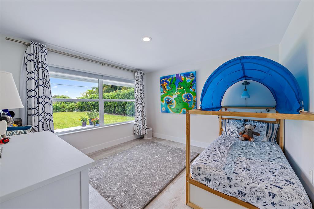 Village of North Palm Bea - Residential