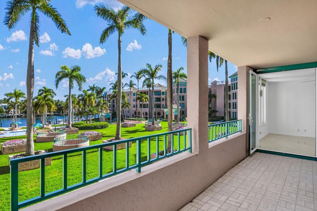 Photo of 120 SE 5th Avenue #337, Boca Raton, FL 33432 (MLS # R11151827)