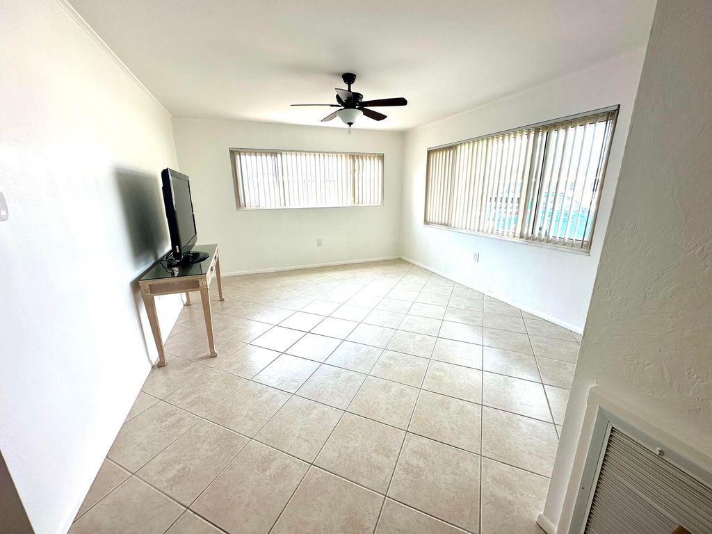 Photo of 9372 Birmingham Drive, Palm Beach Gardens, FL 33410 (MLS # R11015962)