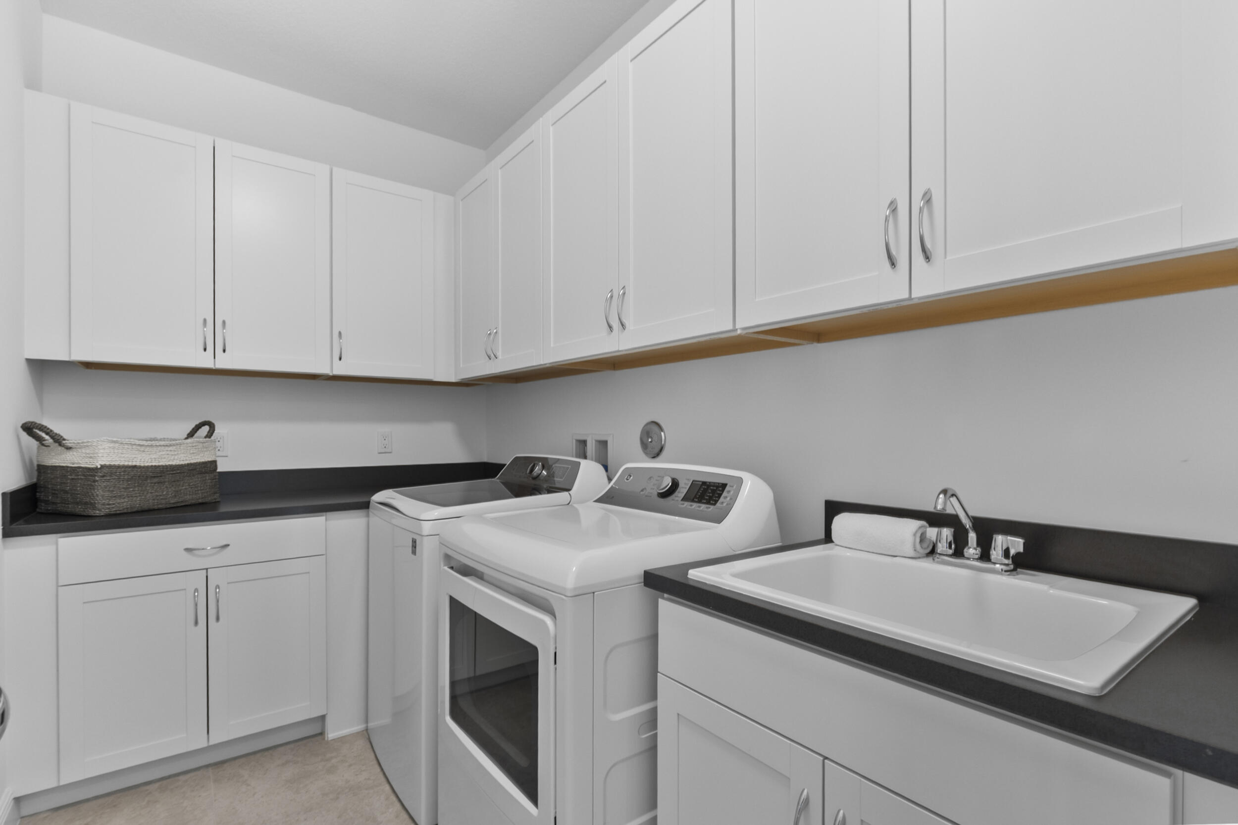 ARTISTRY - Residential