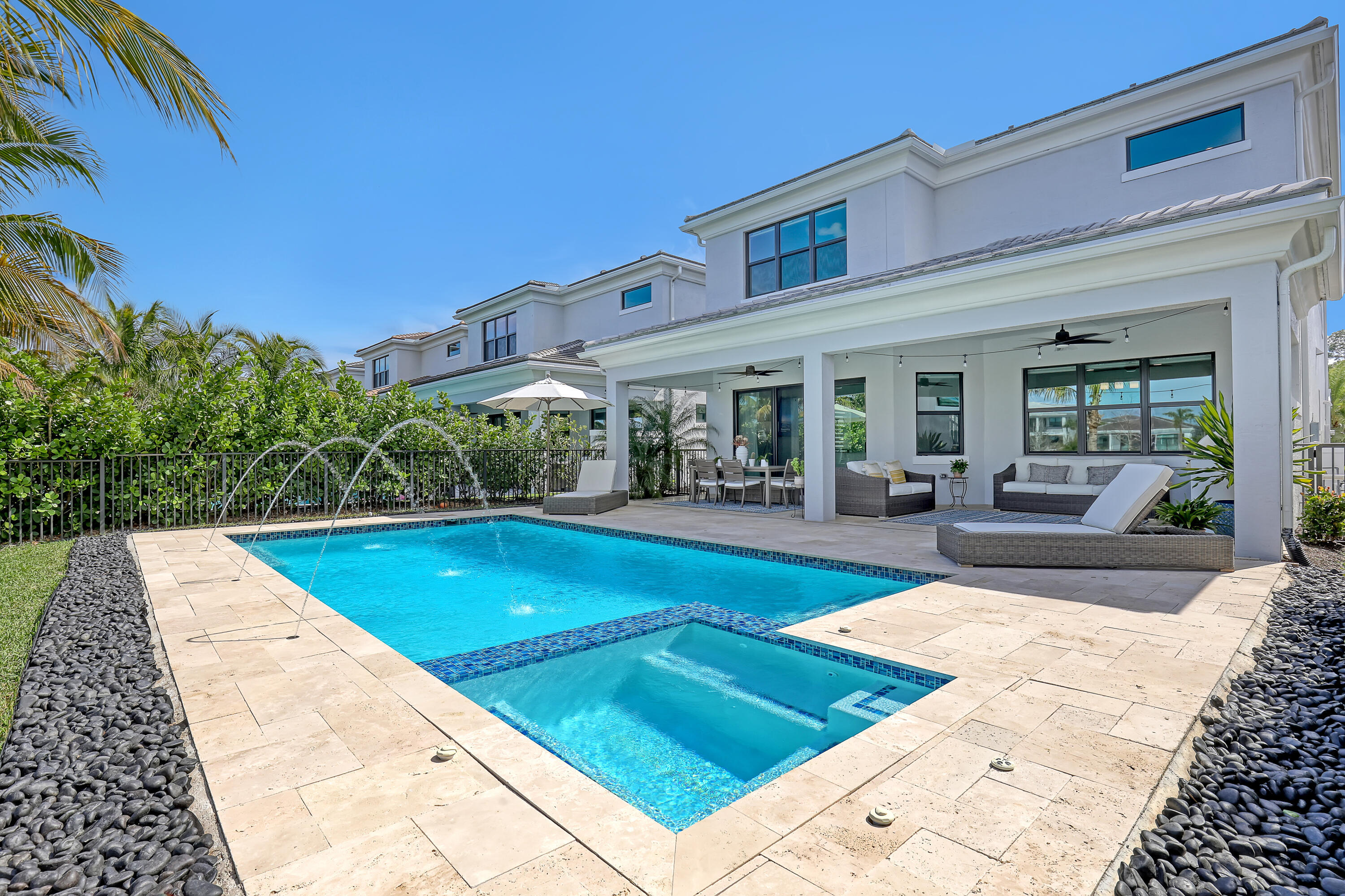 ARTISTRY - Residential