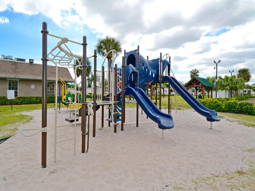 Lake Worth Village - Residential