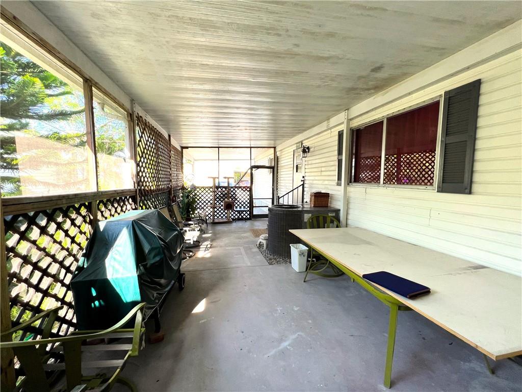 Lake Worth Village - Residential