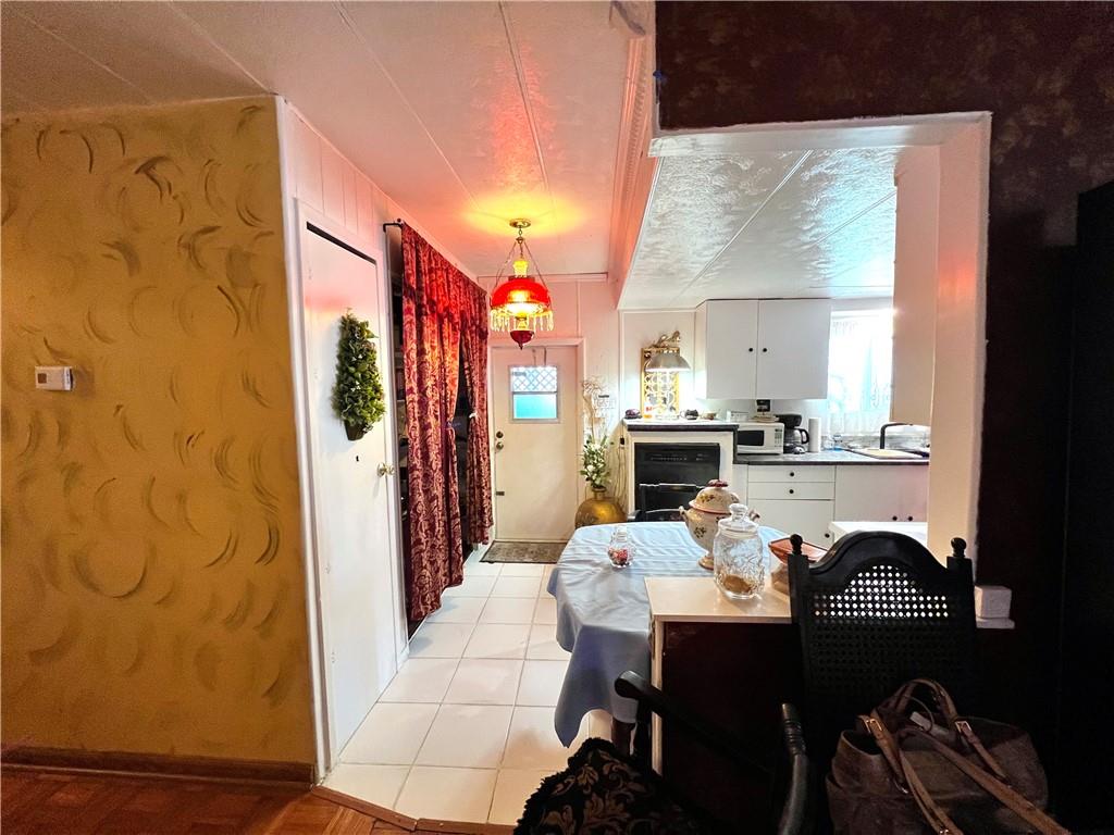 Lake Worth Village - Residential