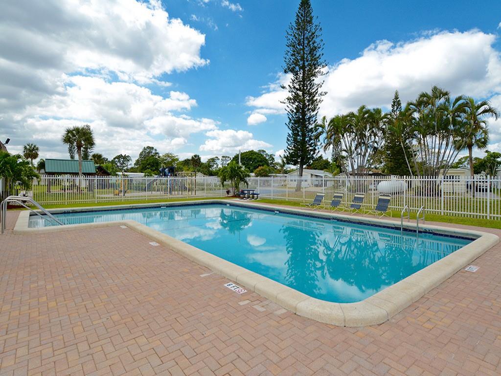 Lake Worth Village - Residential