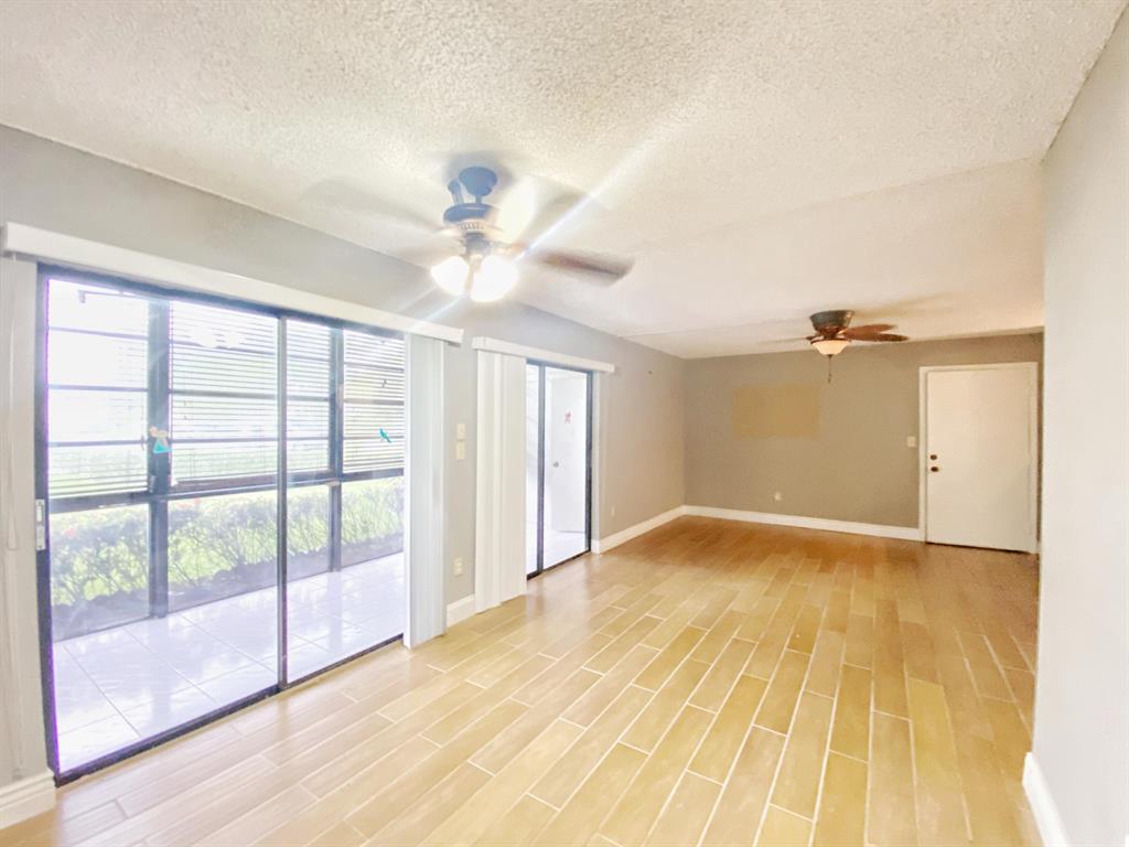 BELFORT I CONDO \ Kings Point - Residential