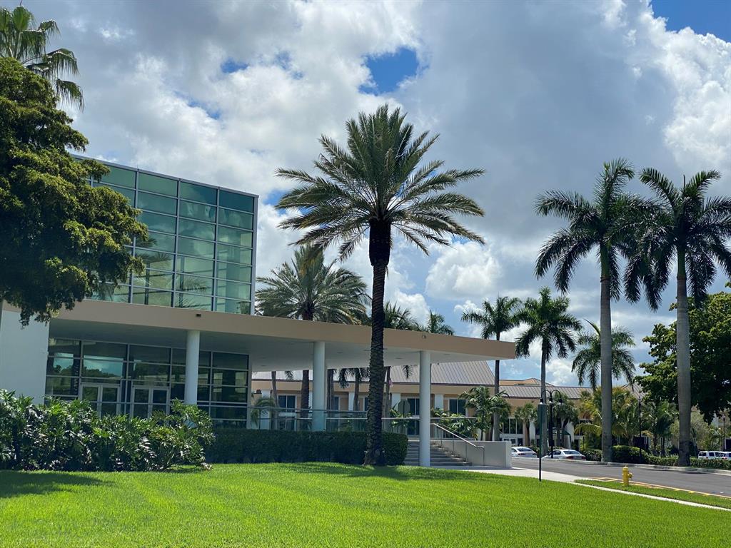 BELFORT I CONDO \ Kings Point - Residential