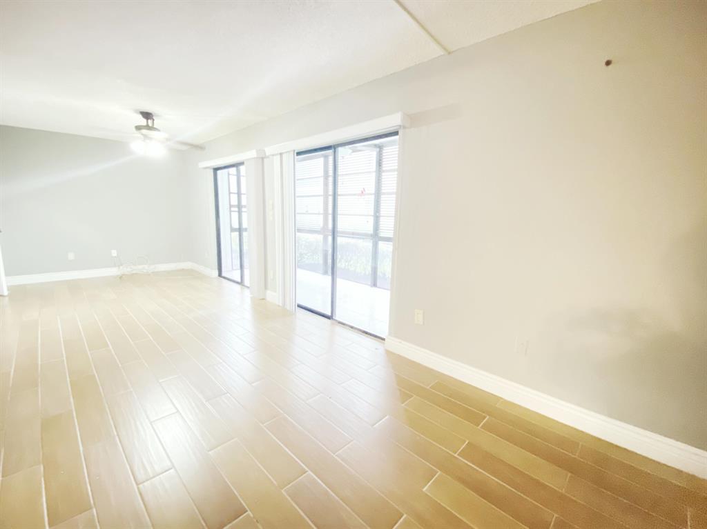 BELFORT I CONDO \ Kings Point - Residential